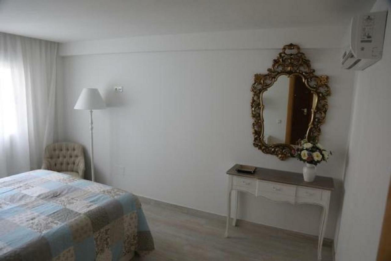 Apartamento Montes De Oca Malaga Exterior photo