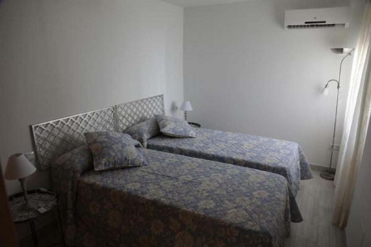 Apartamento Montes De Oca Malaga Exterior photo