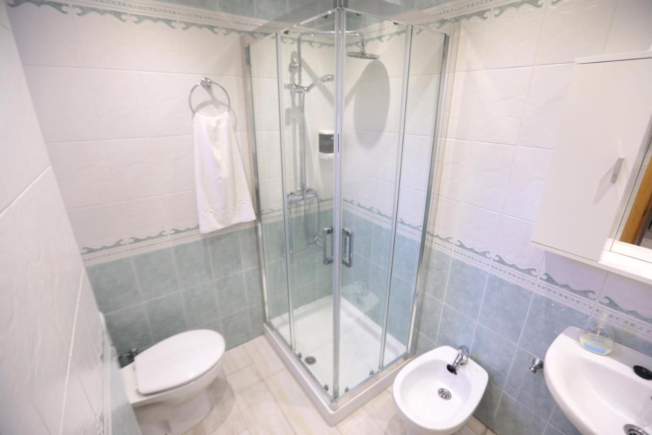 Apartamento Montes De Oca Malaga Exterior photo